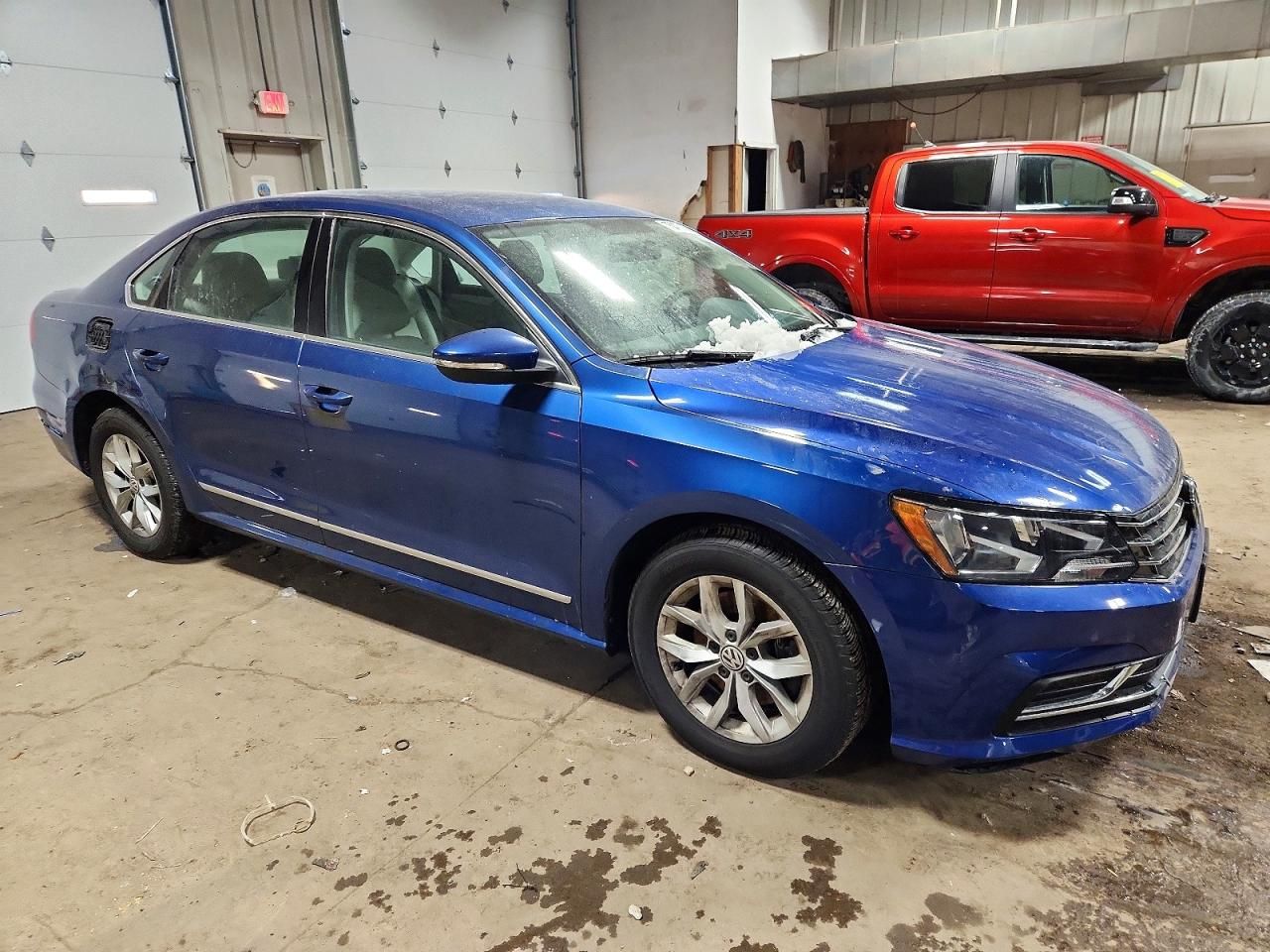 2016 Volkswagen Passat s