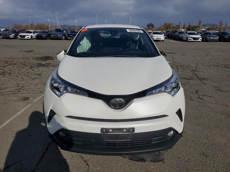 2018 Toyota C-hr xle