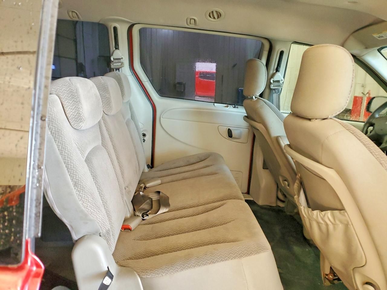 2005 Dodge Grand Caravan se