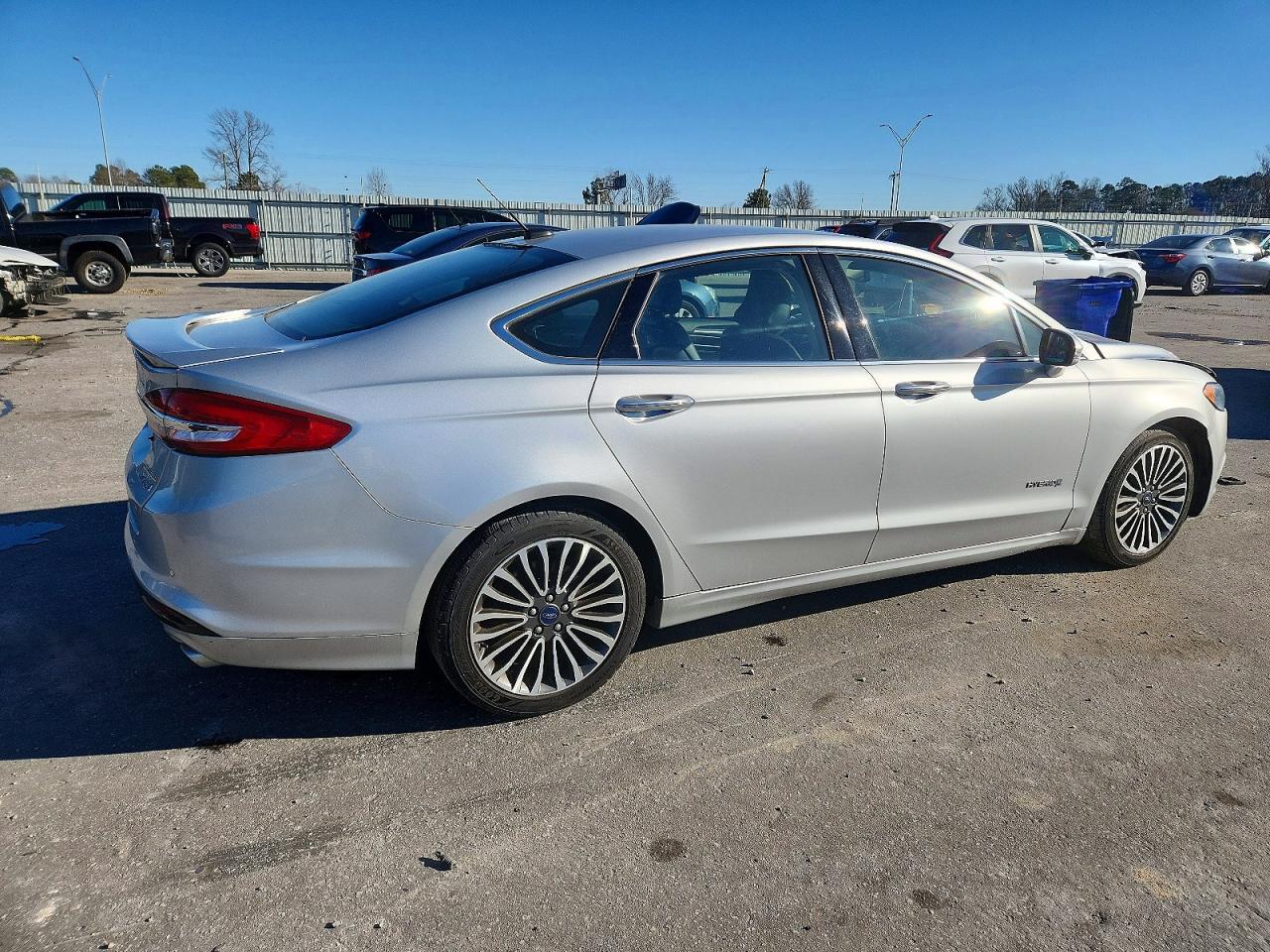 2017 Ford Fusion Titanium hev