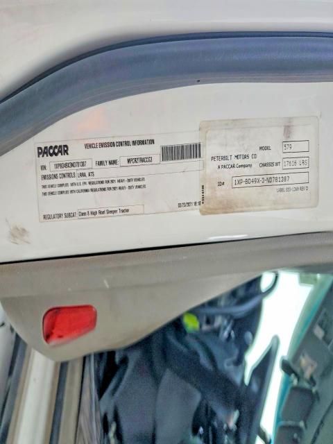 2022 Peterbilt 579 Semi Truck