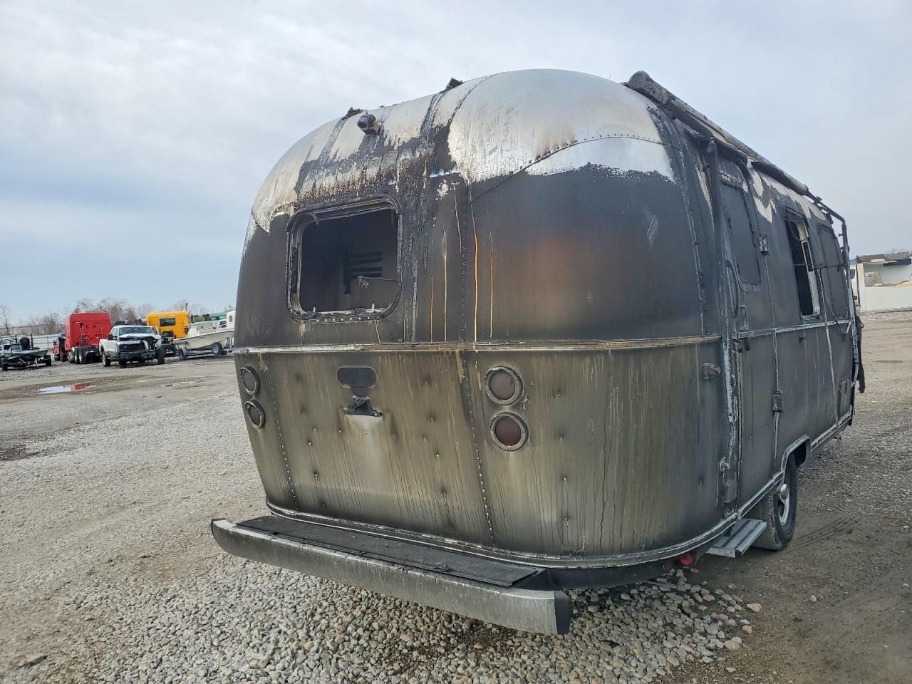 2021 Airstream Safari