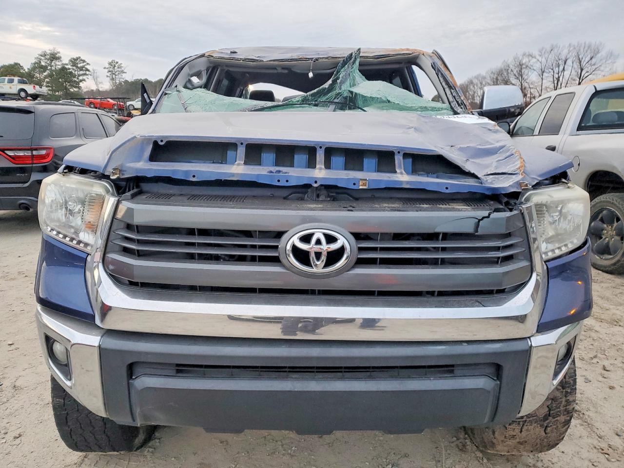 2015 Toyota Tundra Crewmax SR5