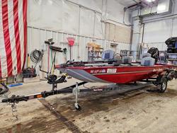 Botes salvage para piezas a la venta en subasta: 2021 Tracker Classic XL-Personal Watercraft