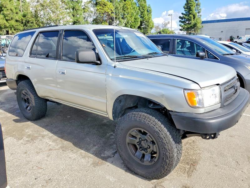 1999 Toyota 4runner SR5