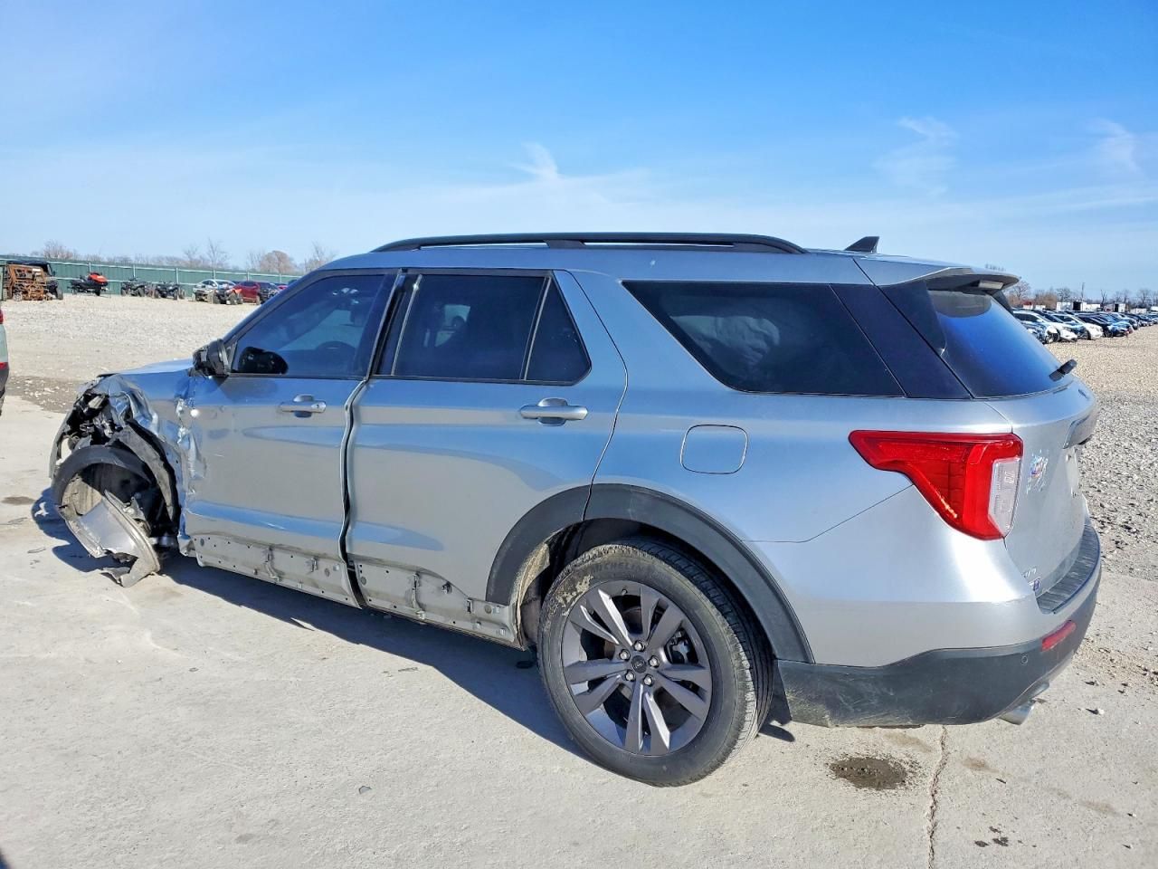 2023 Ford Explorer xlt