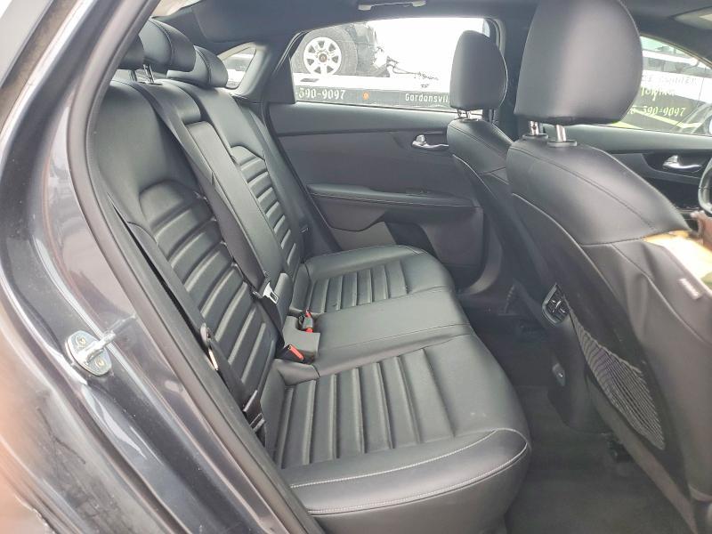 2022 KIA Forte gt Line