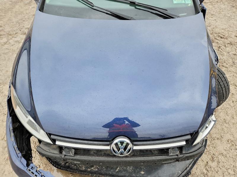 2015 Volkswagen Golf Sportwagen s