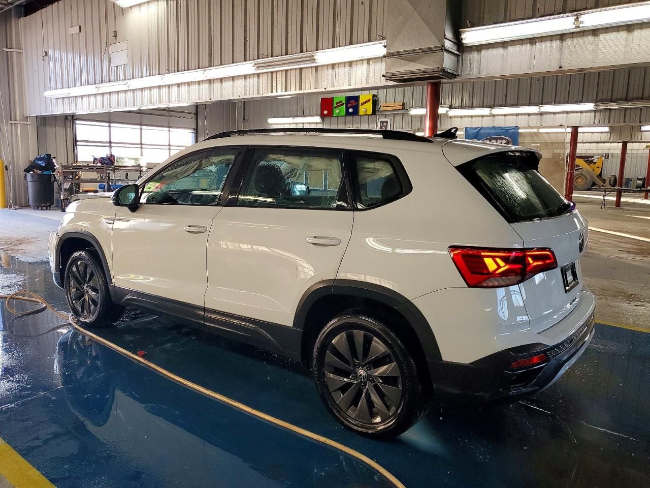 2024 Volkswagen Taos s