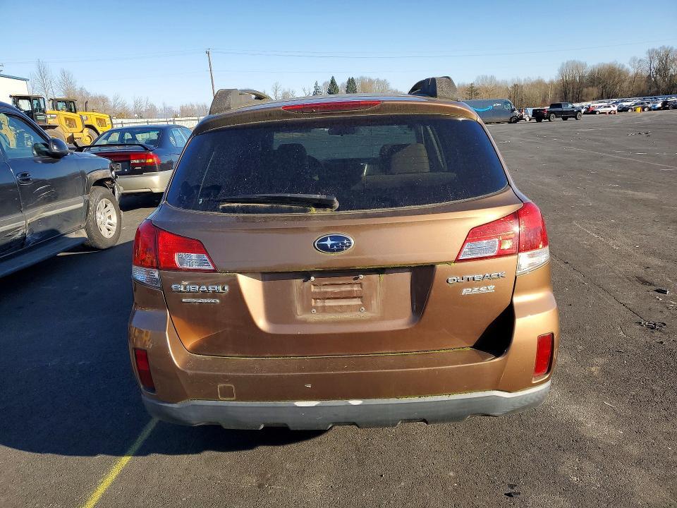 2013 Subaru Outback 2.5i Premium