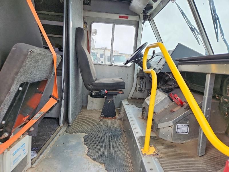 2015 Ford Delivery Truck