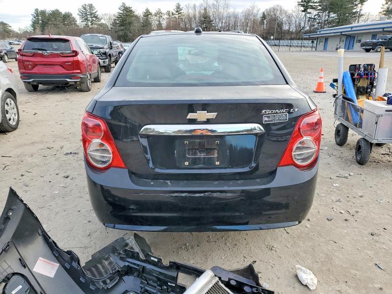 2016 Chevrolet Sonic lt