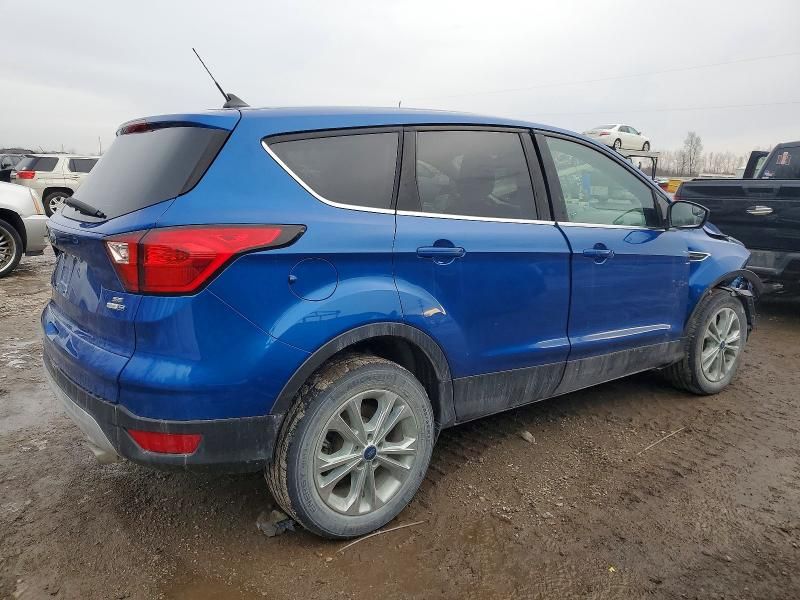 2019 Ford Escape se