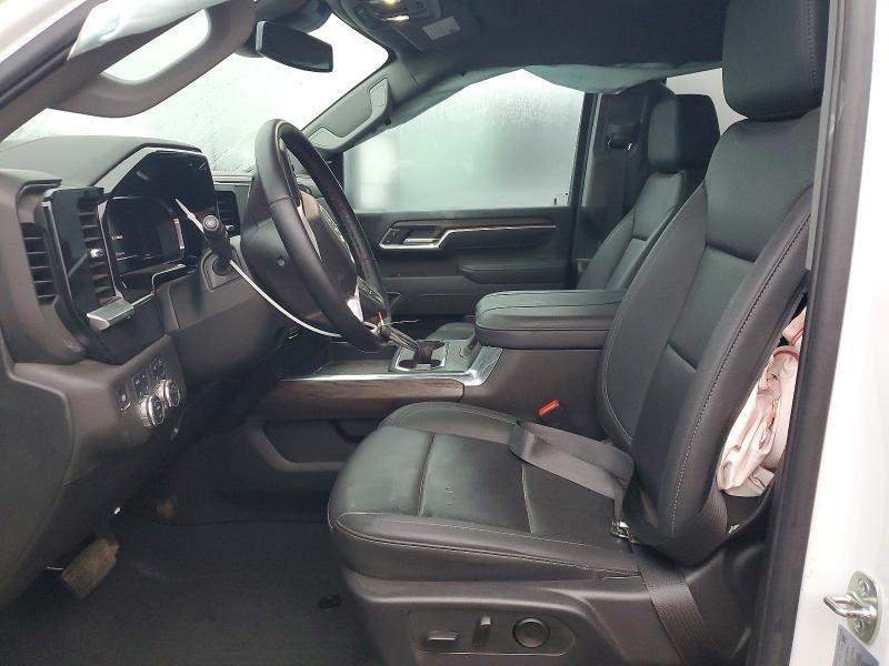 2025 GMC Sierra K3500 slt