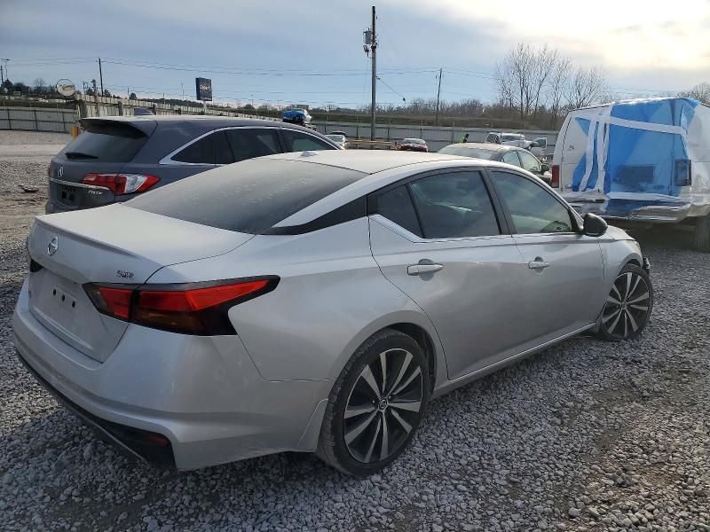 2019 Nissan Altima sr