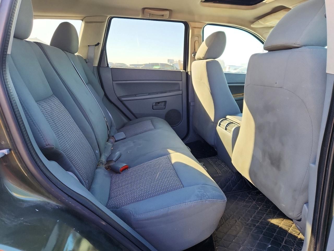 2007 Jeep Grand Cherokee Laredo