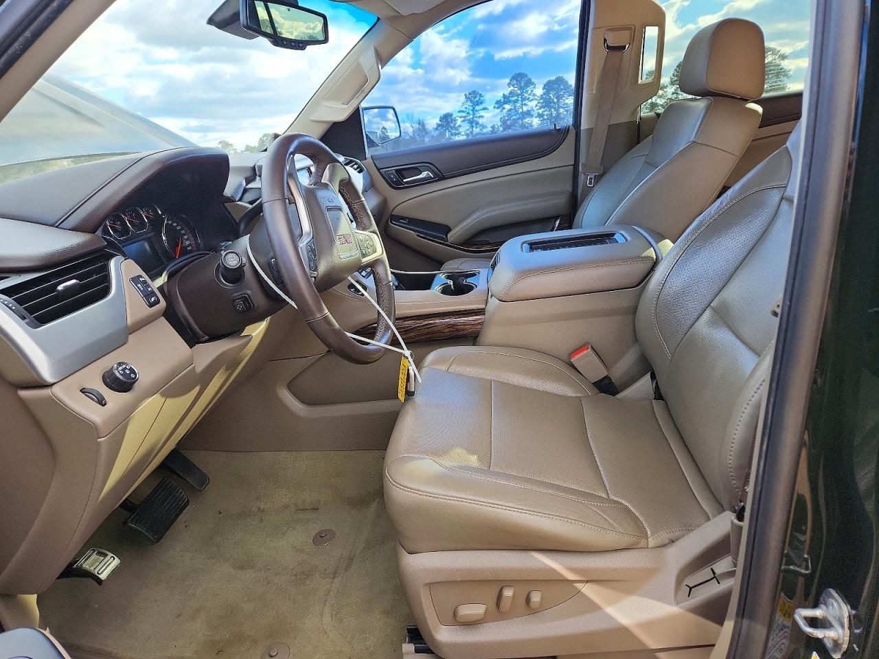 2016 GMC Yukon slt