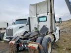 2015 Kenworth T680 Semi Truck