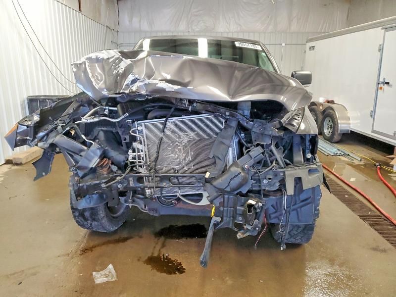 2019 Dodge Ram 1500 Classic slt