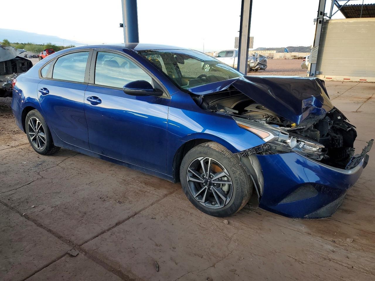 2022 KIA Forte fe