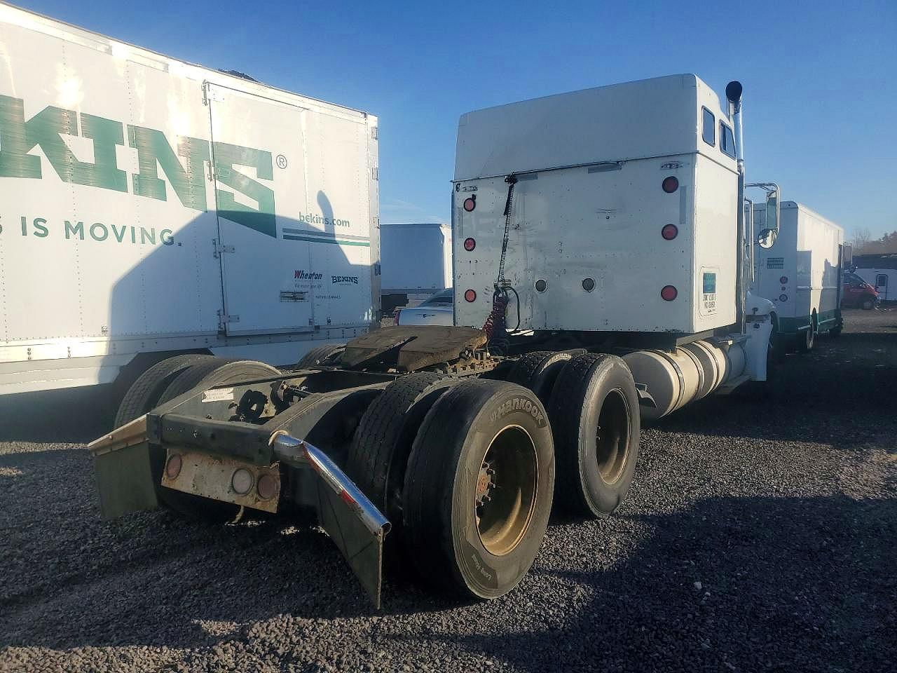 2006 International 9400I Semi Truck