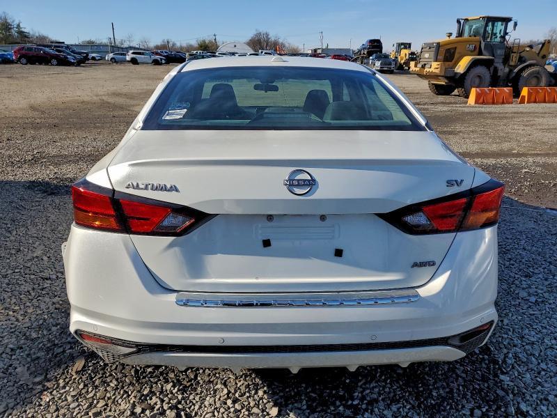 2023 Nissan Altima sv