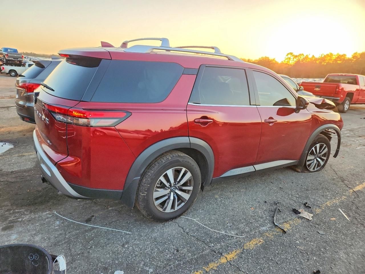 2023 Nissan Pathfinder sl