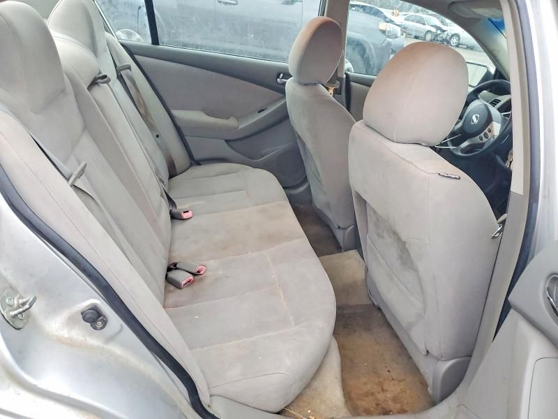 2011 Nissan Altima Base