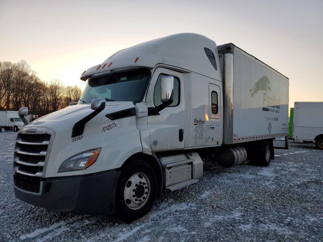 2019 Freightliner Cascadia 116
