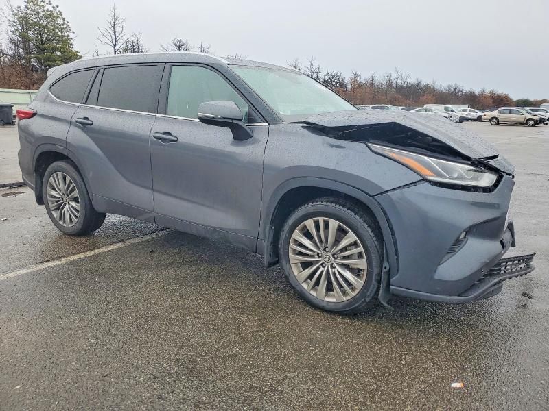 2020 Toyota Highlander Platinum