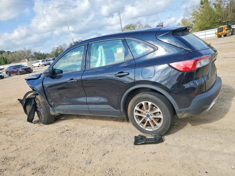 2020 Ford Escape s