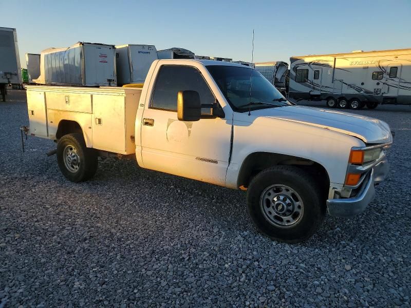 1998 Chev 3500 Regular cab & c