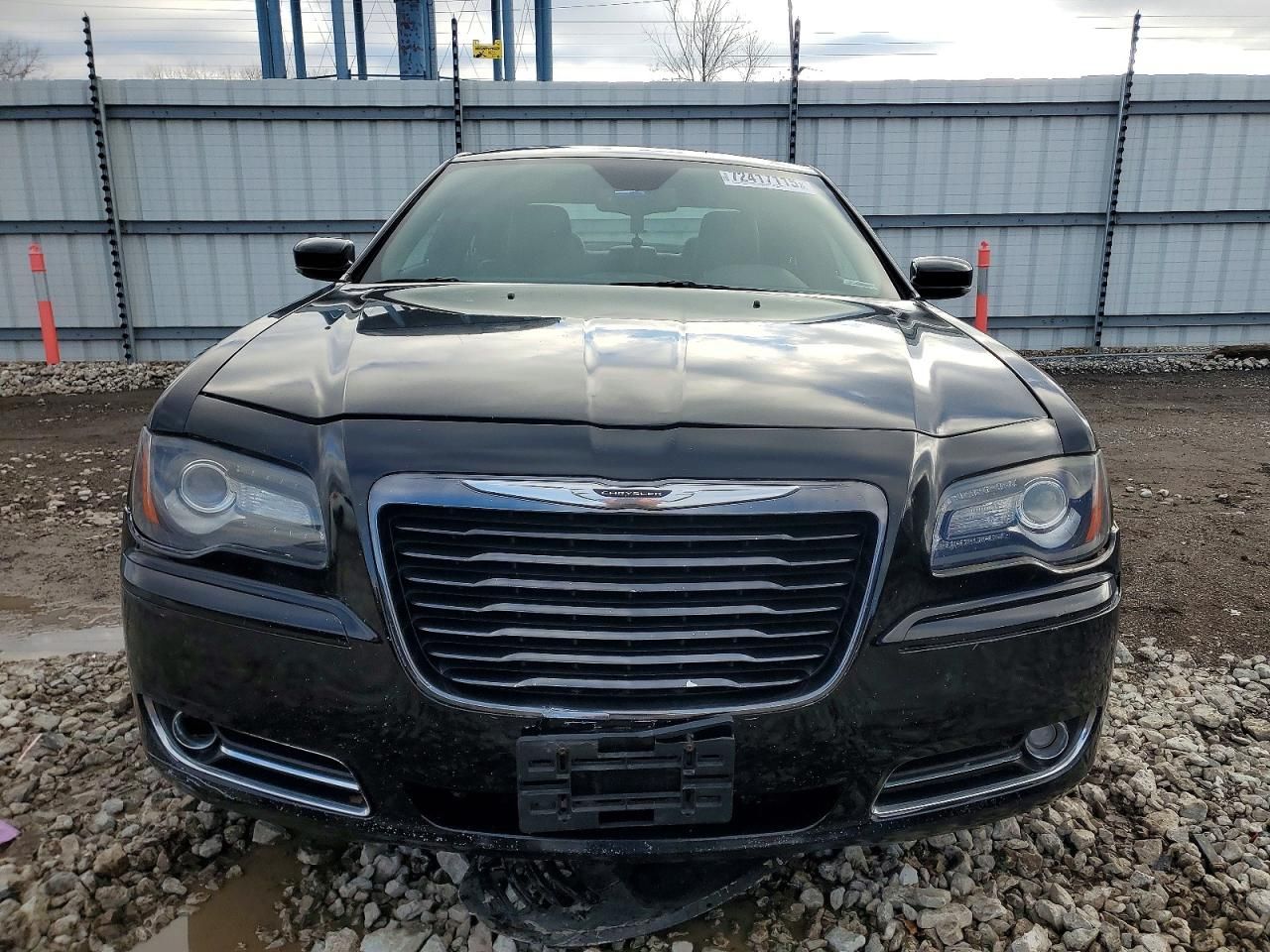 2012 Chrysler 300 s