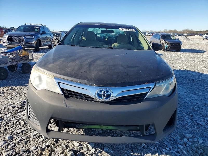 2014 Toyota Camry Hybrid