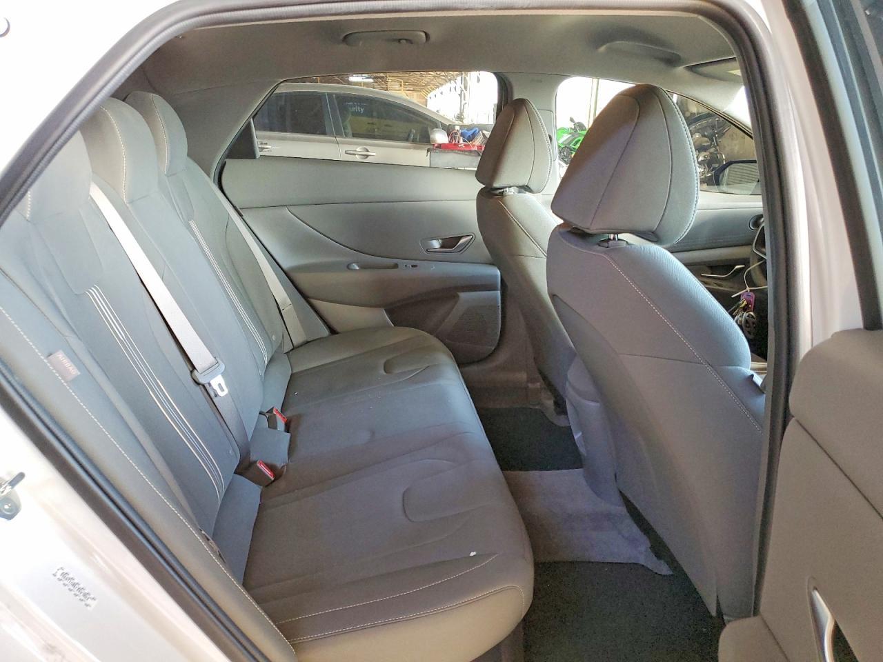 2024 Hyundai Elantra Blue