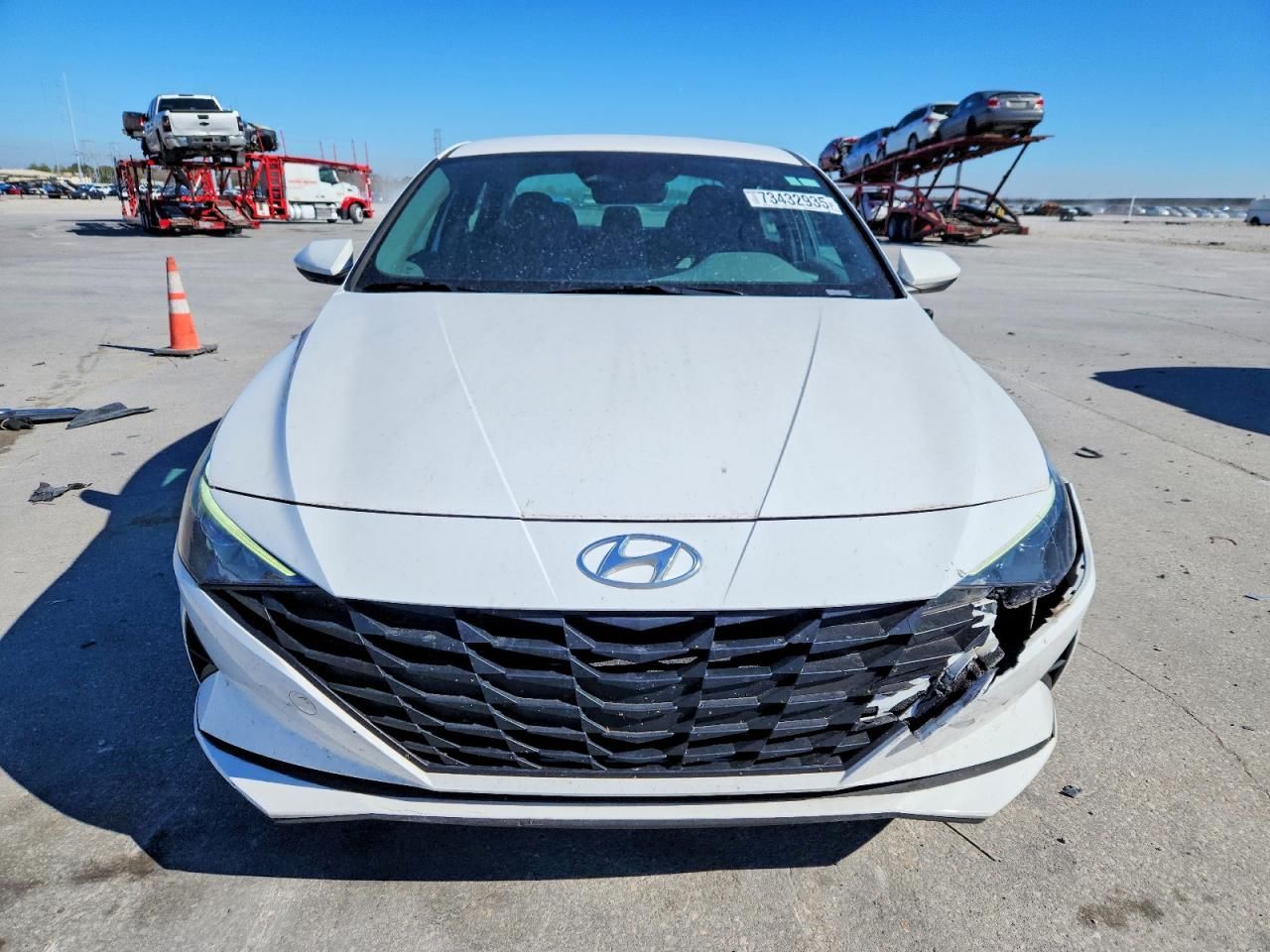 2023 Hyundai Elantra Blue