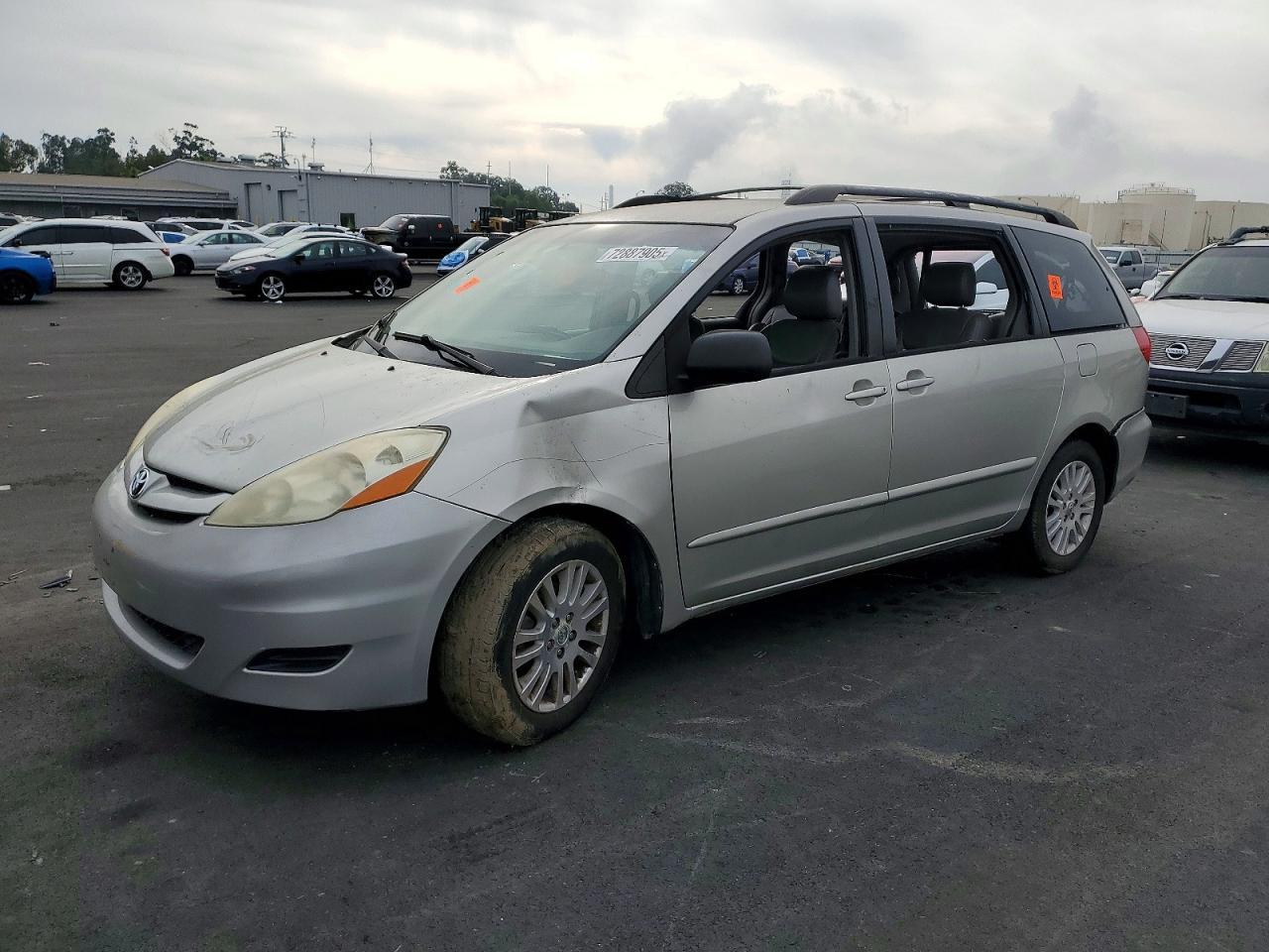 2008 Toyota Sienna ce