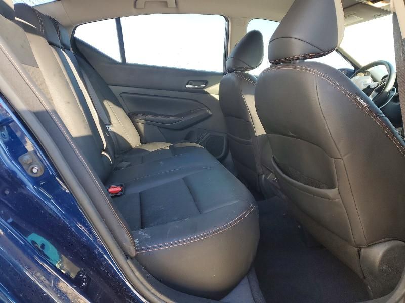 2021 Nissan Altima sr