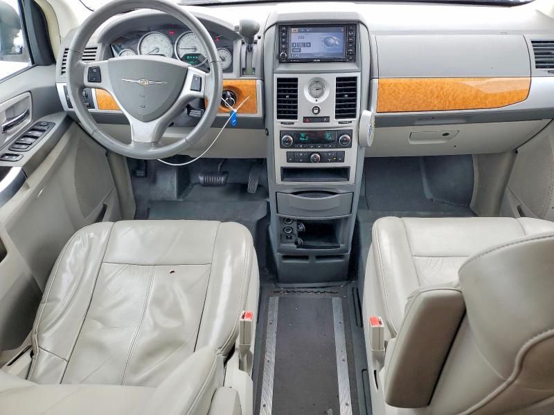 2008 Chrysler Town & Country Limited