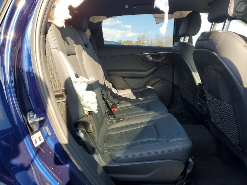 2023 Audi Q7 Premium