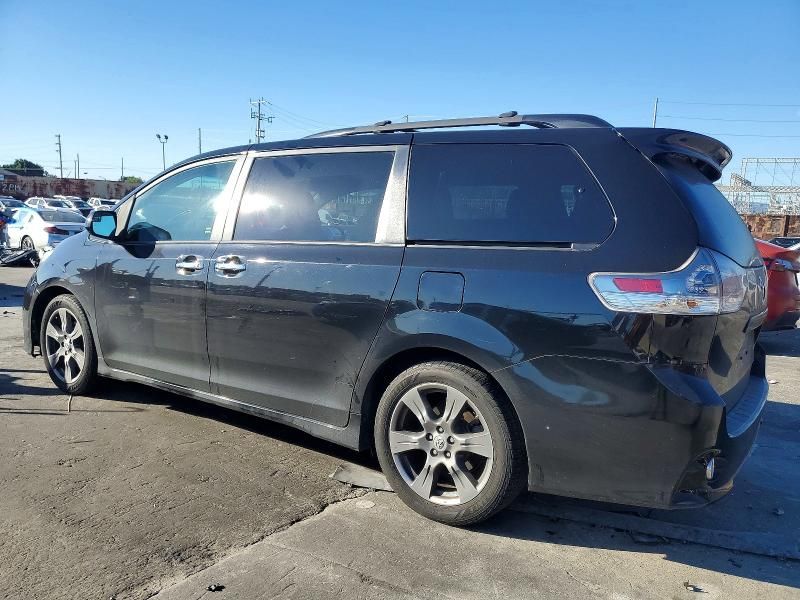 2017 Toyota Sienna