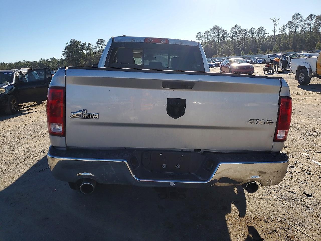 2016 Dodge Ram 1500 slt