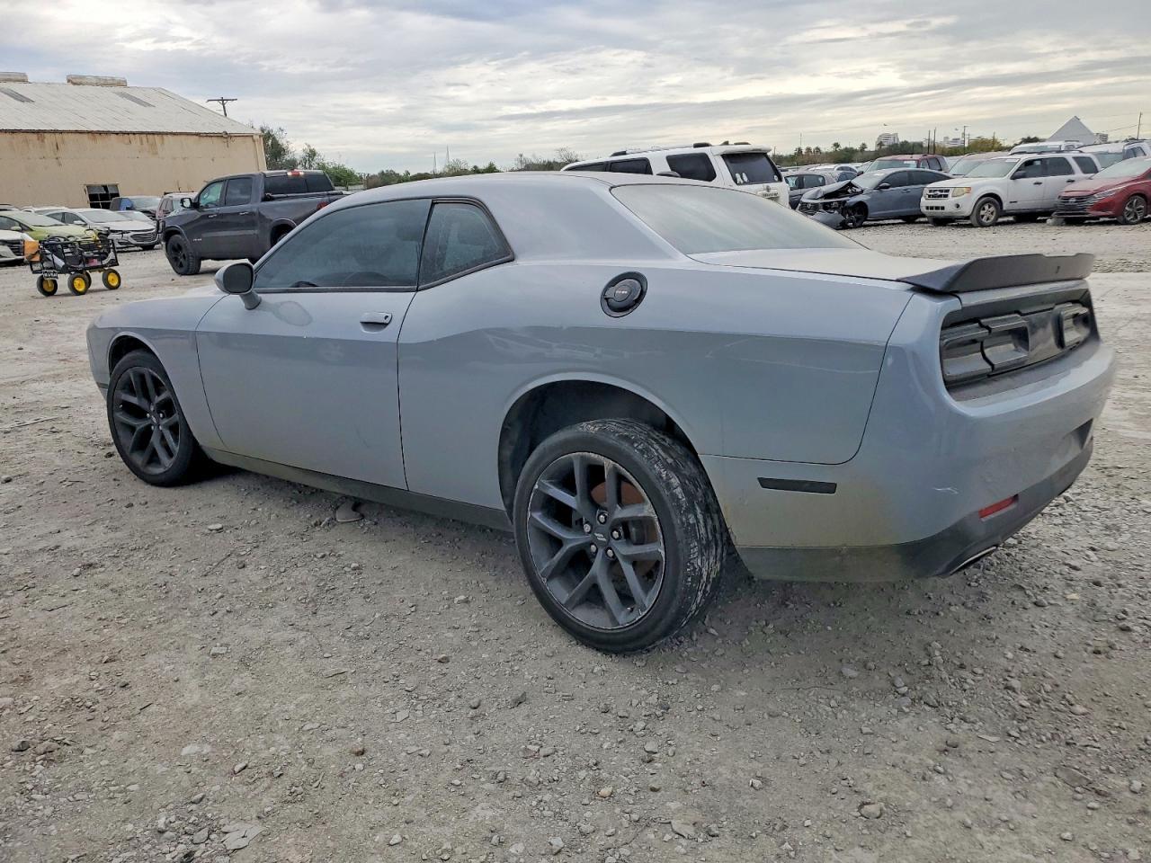 2020 Dodge Challenger sxt