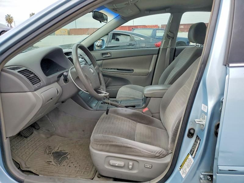 2006 Toyota Camry le