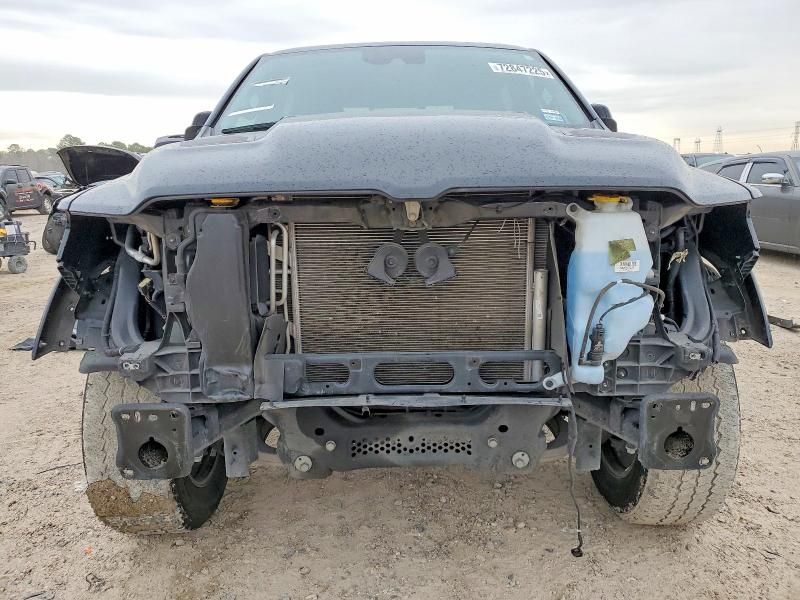 2022 Dodge 1500 Laramie