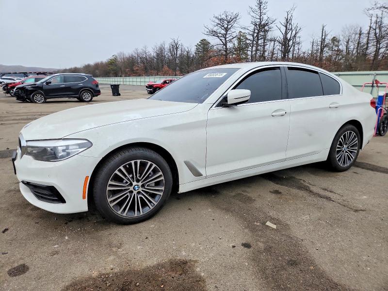 2020 BMW 530 xi