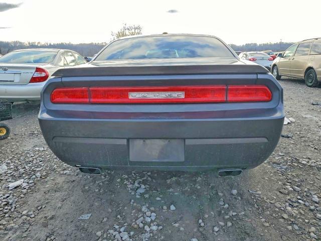 2014 Dodge Challenger sxt