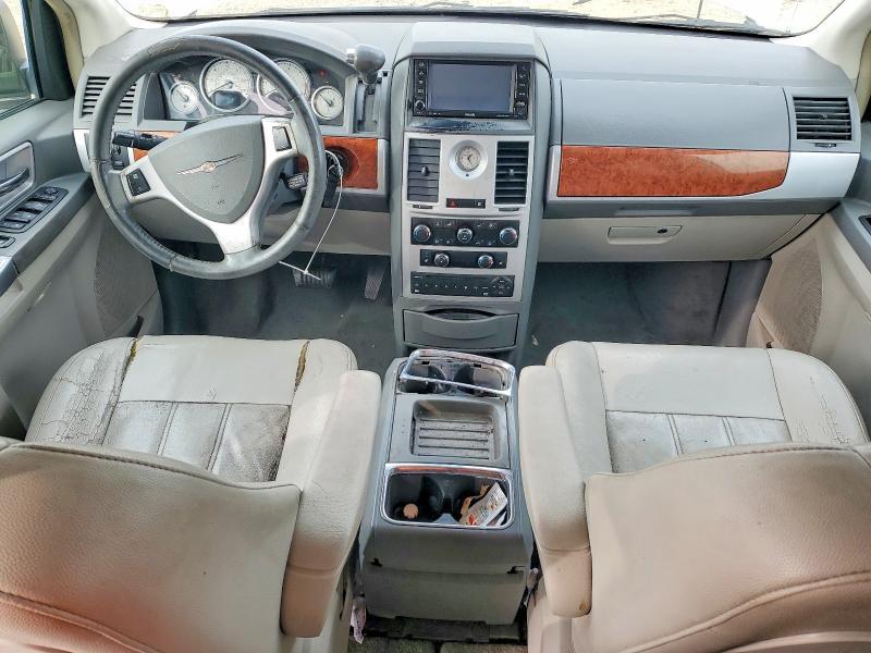 2008 Chrysler Town & Country Touring