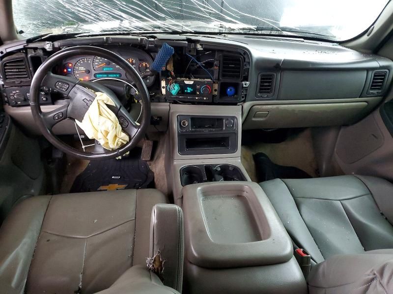 2003 Chevrolet Suburban C1500