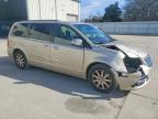 2012 Chrysler Town & Country Touring l